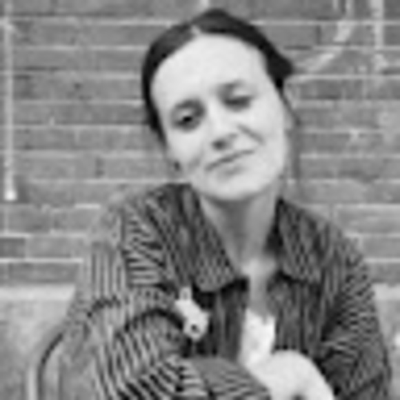 Meet your Posher, Sarah - Picture 1 of 1